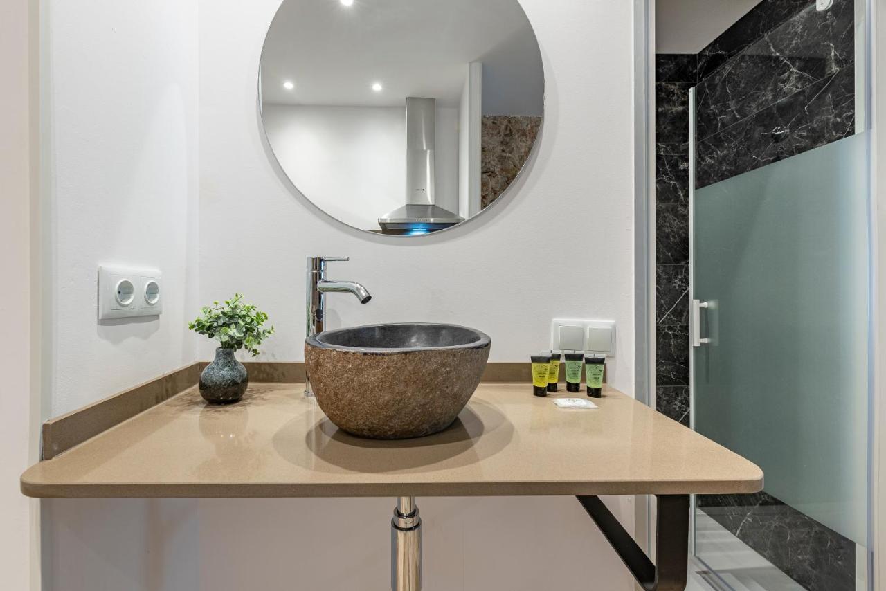 Stone Wall Apartment En Barri Port Maritim 타라고나 외부 사진
